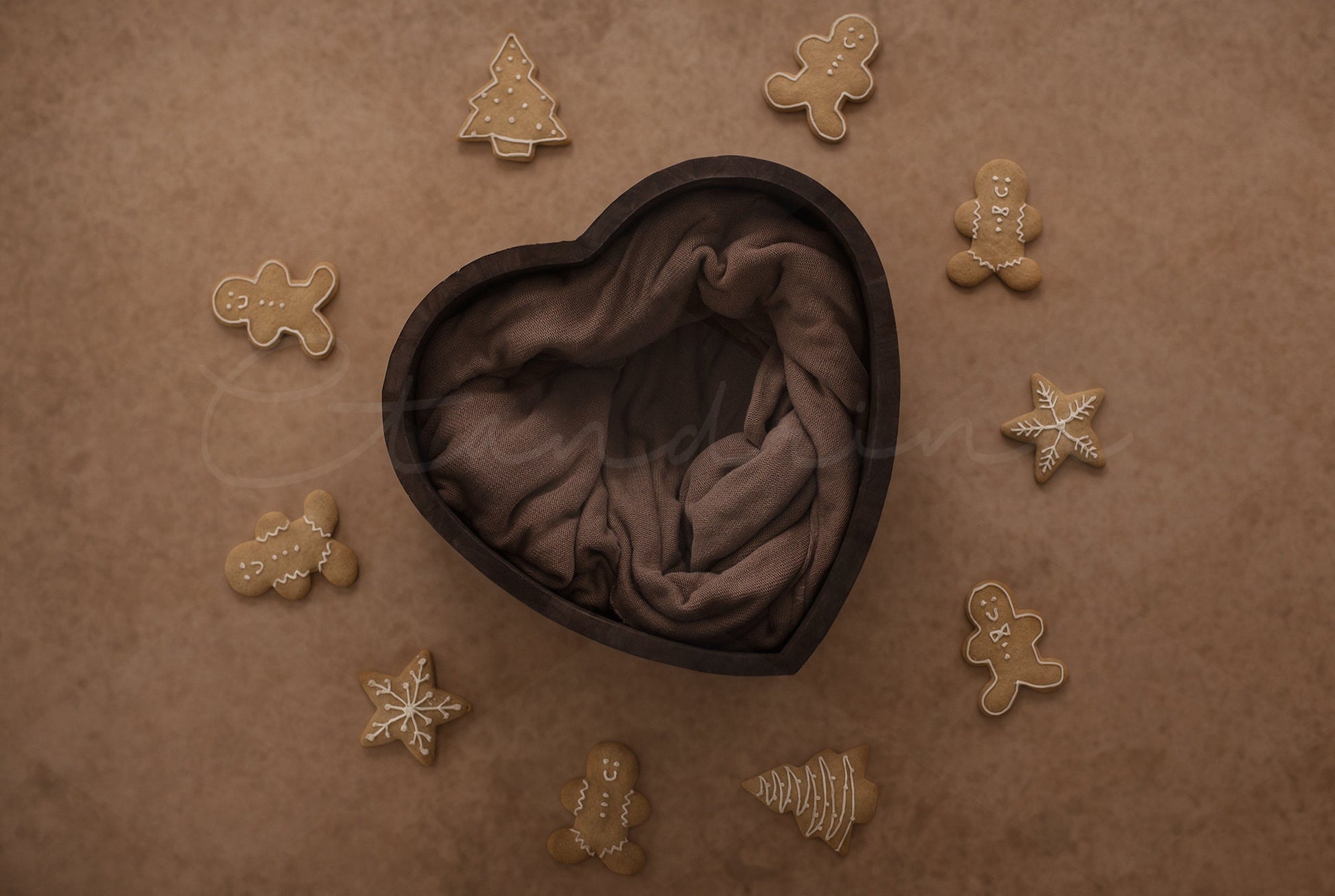 Christmas Newborn Digital Backdrop, Christmas Cookies with Heart Bowl Newborn Background, Neutral Baby Holiday Backdrop for Photoshop