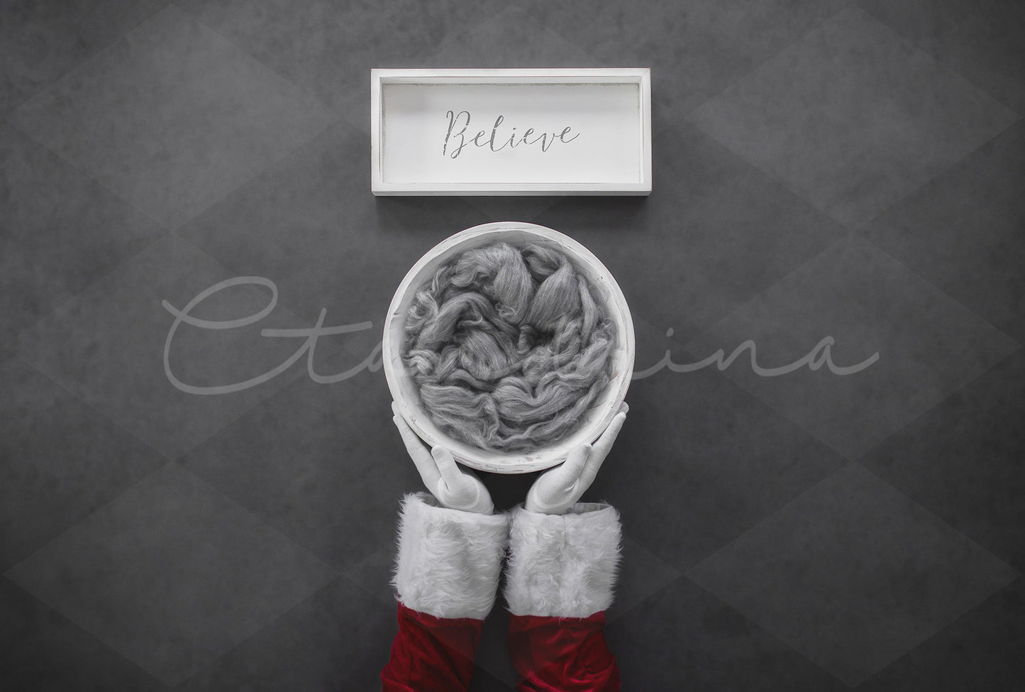 Santa Holding Baby Newborn Digital Backdrop, Believe Backdrop, Christmas Newborn Background, Santa Hands, Santa Baby, Believe in Santa