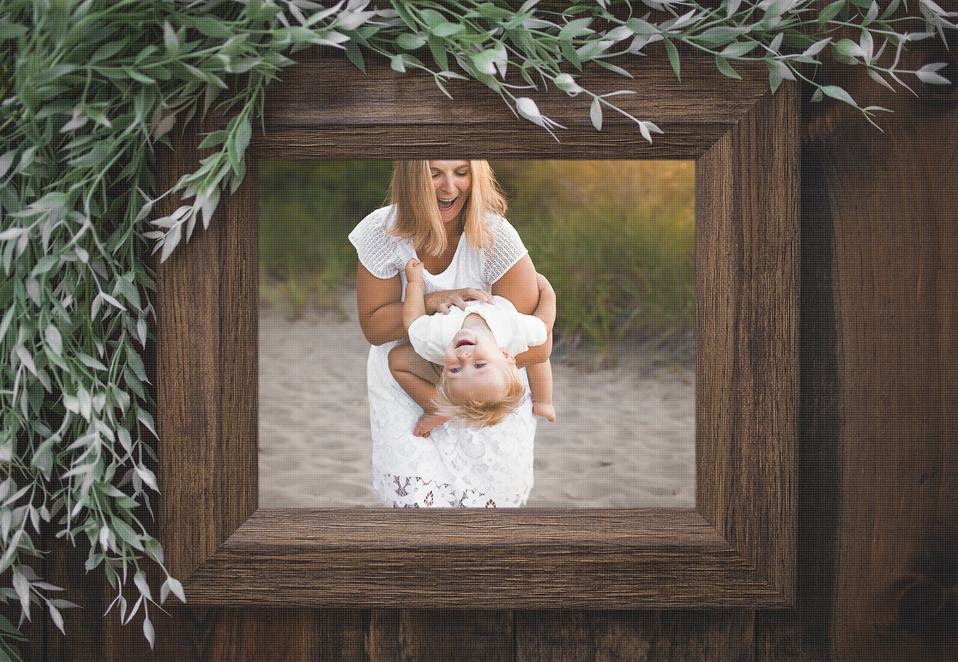 Dark Wood Photo Template, Mother's Day Photo Template, .PSD Real Wood Picture Frame Backdrop for Photoshop, Picture Frame Photoshop Mask